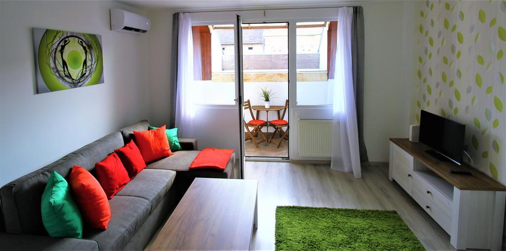 Grand Trees Apartment บูดาเปสต์ ภายนอก รูปภาพ